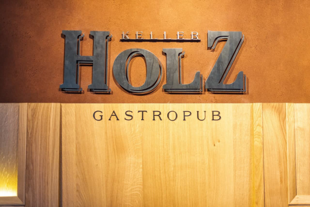 Keller Holz Gastropub